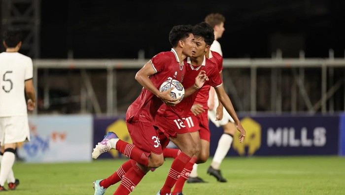 Muhammad Ferarri langsung dimainkan Timnas Indonesia U-20 kontra Selandia Baru. Bek Persija Jakarta itu main di awal babak kedua sebagai pemain pengganti.