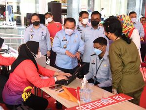 7.076 Pegawai Kemenkumham Dapat Vaksin Booster Kedua COVID-19