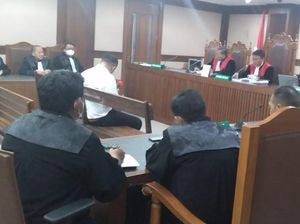 Advokat Divonis 3 Tahun Bui di Kasus Merintangi Penyidikan Korupsi Rp 86 T Advokat Divonis 3 Tahun Bui di Kasus Merintangi Penyidikan Korupsi Rp 86 T