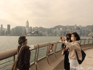Ponsel Dicuri, Turis dan Pencuri Kejar-kejaran di Avenue of Stars Ponsel Dicuri, Turis dan Pencuri Kejar-kejaran di Avenue of Stars