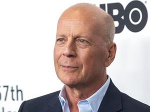 Bruce Willis Alami Gejala Tak Terduga Ini Sebelum Didiagnosis Demensia Bruce Willis Alami Gejala Tak Terduga Ini Sebelum Didiagnosis Demensia