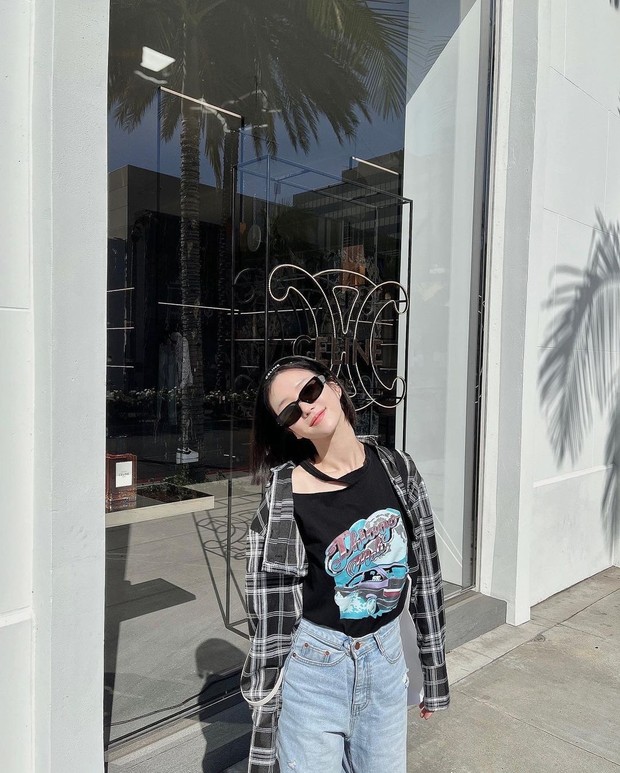 Gaya Kasual Lee Yubi. Foto: Instagram.com/yubi_190