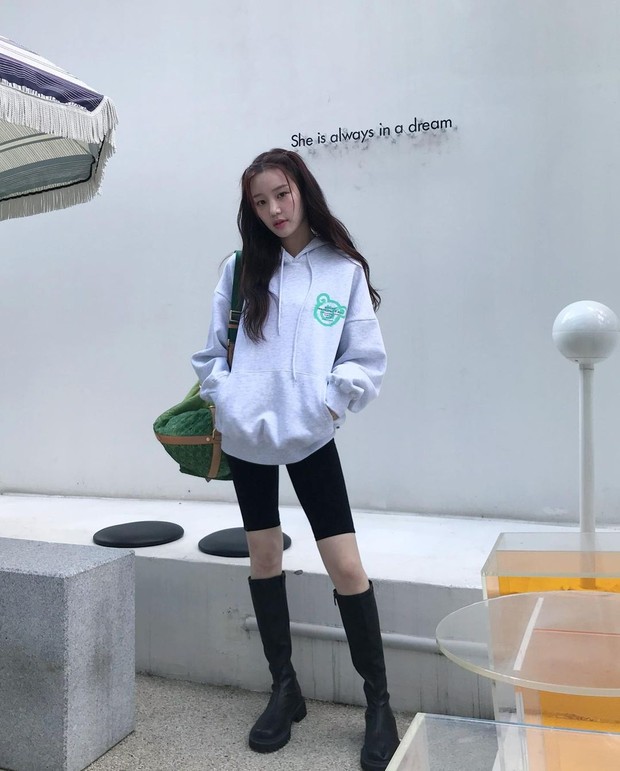 Gaya Kasual Lee Yubi. Foto: Instagram.com/yubi_190