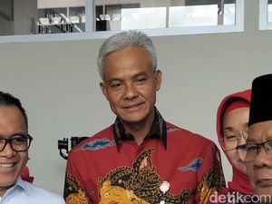 Ditanya soal Eks GP Mania Dukung Prabowo, Ganjar: Minyakita Mesti Kita Bereskan Ditanya soal Eks GP Mania Dukung Prabowo, Ganjar: Minyakita Mesti Kita Bereskan