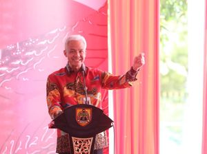 Seloroh Ganjar Diduetkan dengan Prabowo: Aku Karo Ahmad Albar