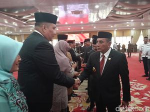 Gubsu Edy Lantik 7 Pejabat Eselon II, Ini Daftarnya Gubsu Edy Lantik 7 Pejabat Eselon II, Ini Daftarnya