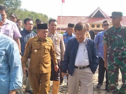 JK Pantau Posko Evakuasi Jatuhnya Heli Rombongan Kapolda Jambi