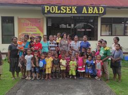 Kisah Iptu Jeane, Polwan Pelindung Anak-anak Alor Barat Daya dari Stunting