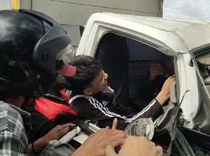 Tabrakan Beruntun 6 Kendaraan di Kediri Libatkan Trailer, 1 Pemotor Tewas