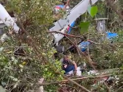 Puing Heli Bawa Rombongan Kapolda Jambi Berserakan di Hutan Kerinci