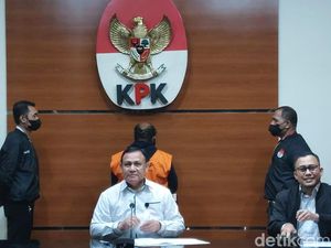 KPK Dalami Dugaan KKB Terlibat Bantu Bupati Mamberamo Tengah Kabur KPK Dalami Dugaan KKB Terlibat Bantu Bupati Mamberamo Tengah Kabur