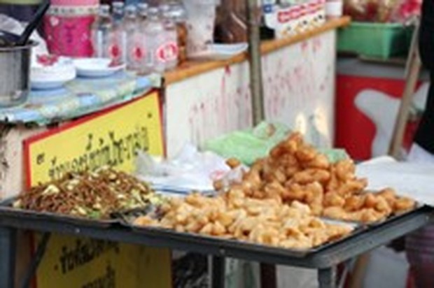 Thailand memiliki wisata kuliner yang beragam dengan harga yang ramah dikantong