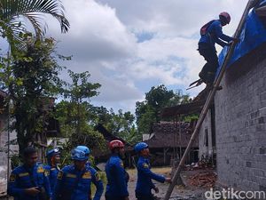 Bangunan Sekolah Disiapkan Tampung 60 Pengungsi Korban Ledakan Blitar Bangunan Sekolah Disiapkan Tampung 60 Pengungsi Korban Ledakan Blitar