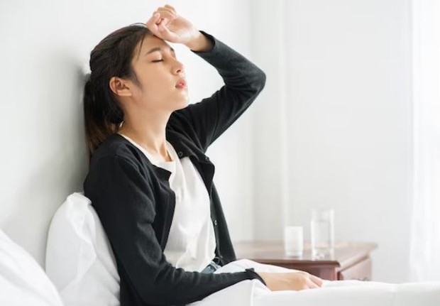 Perempuan terlihat lelah