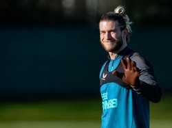 Ten Hag ke MU: Ayo Kita Tes Loris Karius