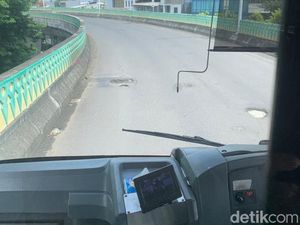 Masih Ada Lubang-lubang di Busway Koridor 13, Bina Marga Lanjut Tambal