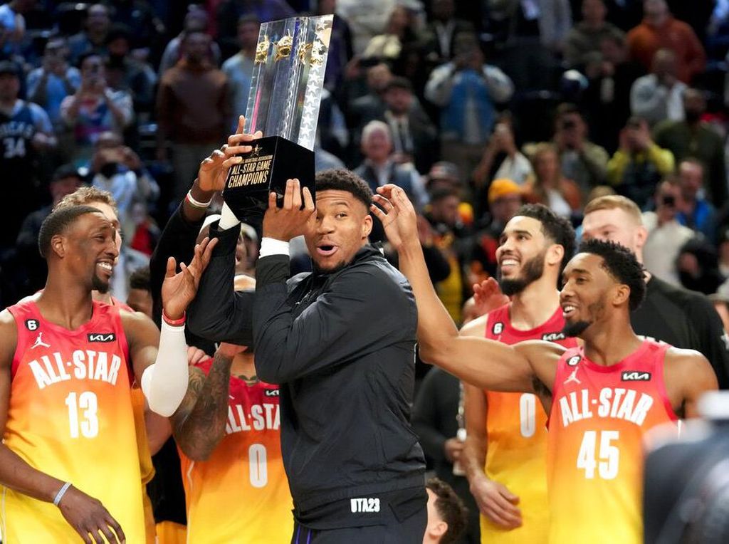 Hasil NBA All Star 2023: Tim Giannis Bungkam Tim LeBron Hasil NBA All Star 2023: Tim Giannis Bungkam Tim LeBron