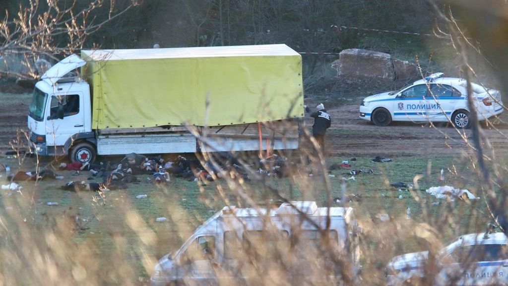Ngeri! 18 Migran Ilegal Tewas Kehabisan Napas di Dalam Truk di Bulgaria Ngeri! 18 Migran Ilegal Tewas Kehabisan Napas di Dalam Truk di Bulgaria