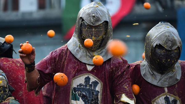 Perang Jeruk di Italia, Festival Seru yang Bikin Memar-memar
