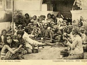Sejarah Adu Muncang: Kegemaran Raja hingga Sanksi Penggal Leher Kuda Sejarah Adu Muncang: Kegemaran Raja hingga Sanksi Penggal Leher Kuda