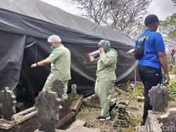 Instruktur Senam Bersikeras Suaminya Tewas karena Jatuh di Kamar Mandi