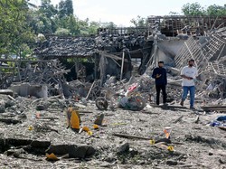 Petasan Meledak di Blitar: 4 Tewas, 1 Bayi Gegar Otak, 25 Rumah Hancur