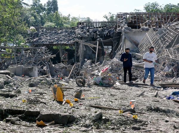 Puluhan Rumah di Blitar Porak-poranda Gegara Ledakan Petasan