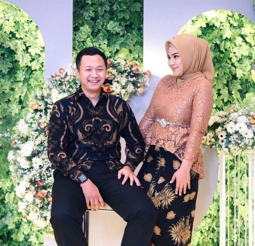 Rosa Meldianti dan Inggil