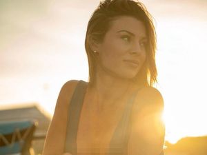 Sosok Wanita yang Disebut Ilmuwan Terseksi, Potretnya Berbikini Jadi Atensi Sosok Wanita yang Disebut Ilmuwan Terseksi, Potretnya Berbikini Jadi Atensi