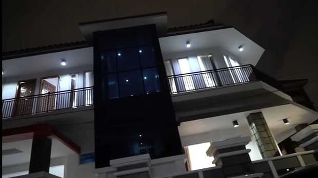 Rumah Mewah Baru Omah Gala & Haji Faisal