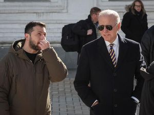 Bertemu Biden, Zelensky Bertekad Akhiri Perang dengan Rusia Tahun Ini Bertemu Biden, Zelensky Bertekad Akhiri Perang dengan Rusia Tahun Ini