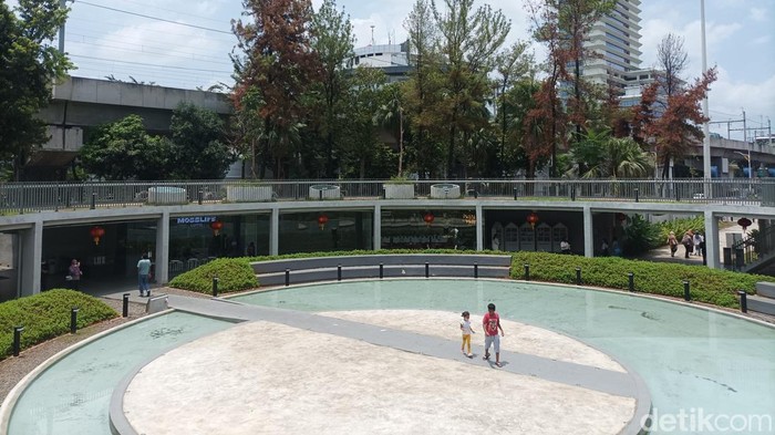 taman Literasi Blok M atau Taman Literasi Martha Christina Tiahahu