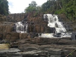 Air Terjun Parangloe Gowa, Wisata Eksotis di Tengah Hutan Belantara