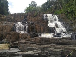 Air Terjun Parangloe Gowa, Wisata Eksotis di Tengah Hutan Belantara Air Terjun Parangloe Gowa, Wisata Eksotis di Tengah Hutan Belantara