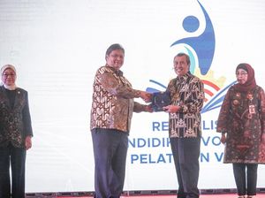 Perpres 68/2022 Jadi Payung Hukum Hubungan Dunia Pendidikan & Usaha Perpres 68/2022 Jadi Payung Hukum Hubungan Dunia Pendidikan & Usaha