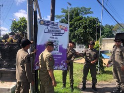 Satpol PP Badung Basmi Ratusan Baliho Kedaluwarsa
