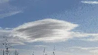 Deretan Fenomena Awan Bertopi di Langit Turki, Indah Banget