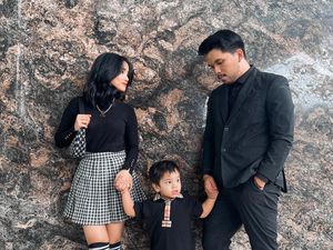 Fuji Datang ke Ultah Ameena Bawa Gala Sky, Thariq Halilintar Setia Dampingi