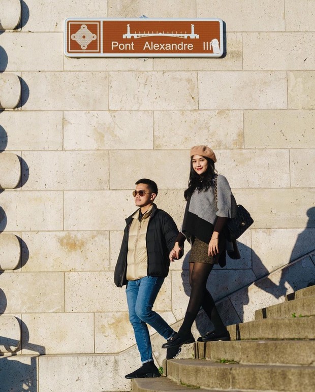 Gaya Erina Gudono dan Kaesang Pangarep. Foto: instagram.com/erinagudono Gaya Erina Gudono dan Kaesang Pangarep. Foto: instagram.com/erinagudono