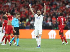 Benzema adalah Momok Liverpool Benzema adalah Momok Liverpool