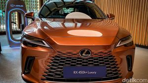 Potret Lexus RX Terbaru yang Bikin 1.000 Orang Indonesia Antre!