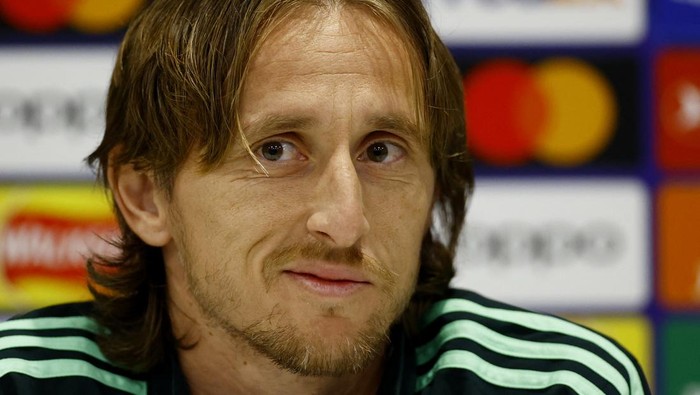 Soccer Football - Champions League - Real Madrid Press Conference - Anfield, Liverpool, Britain - February 20, 2023 Real Madrids Luka Modric during the press conference Action Images via Reuters/Andrew Boyers