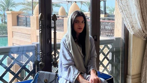 Potret Cantik Miss Arab World UEA, Sempat Ditentang Ikut Ajang Kecantikan