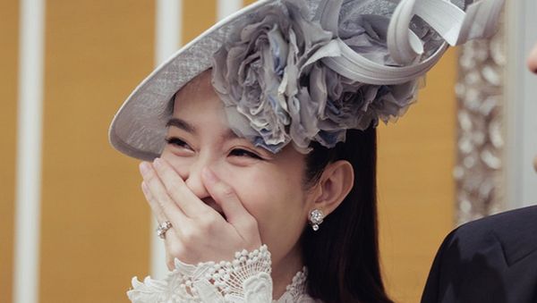 7 Gaya Nong Poy, Transgender Tercantik Gelar Pesta Lajang Jelang Menikah