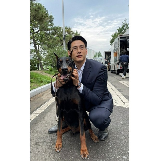 Peran Yoo Teo dalam Dr. Brain/ Foto: instagram.com/teoyoo Peran Yoo Teo dalam Dr. Brain/ Foto: instagram.com/teoyoo