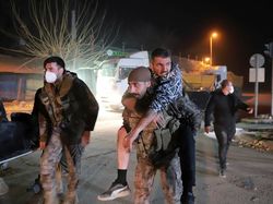 Takut Gempa Susulan, Warga Turki Berbondong-bondong Ngungsi