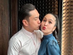 Sandra Dewi Mesra Bareng Suami yang Jarang Tampil, Gayanya Bikin Gemas