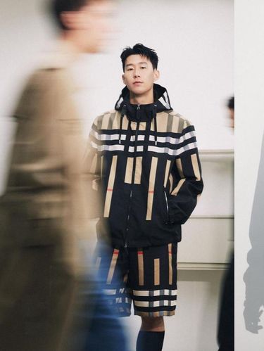 Son Heung Min untuk Burberry