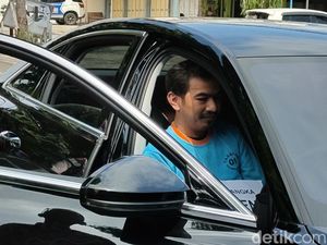 Rekonstruksi Ulang Tabrak Lari Mahasiswi Cianjur, 22 Adegan Diperagakan Rekonstruksi Ulang Tabrak Lari Mahasiswi Cianjur, 22 Adegan Diperagakan