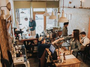 5 Tempat Ngopi Plus Photobox di Bali, Ada Kafe Milik Cinta Laura 5 Tempat Ngopi Plus Photobox di Bali, Ada Kafe Milik Cinta Laura